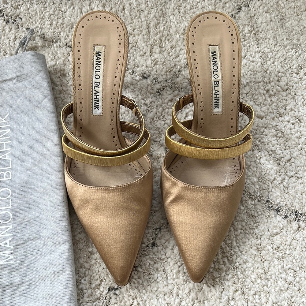 Manolo Blahnik Gold Women's Shoes